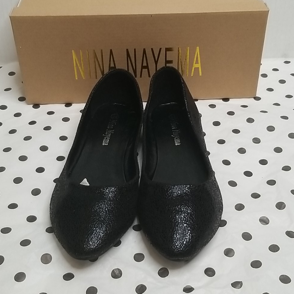 Nina Nayema Nia  Black Pointed Toe Flats
